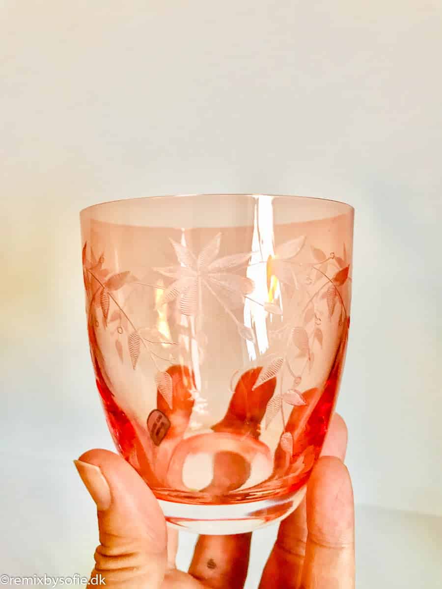 floral tumbler glas, bøhmiske glas, flral vandglas, farvede glas