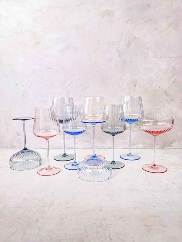 vinglas, rødvins glas, hvidvinsglas, remix by sofie, mundblæste vinglas, bordækning ,lyserød vinglas