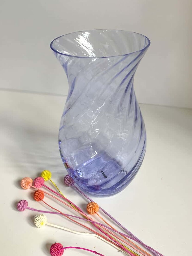 anna von lipa oslo swirl vase i syen lilla