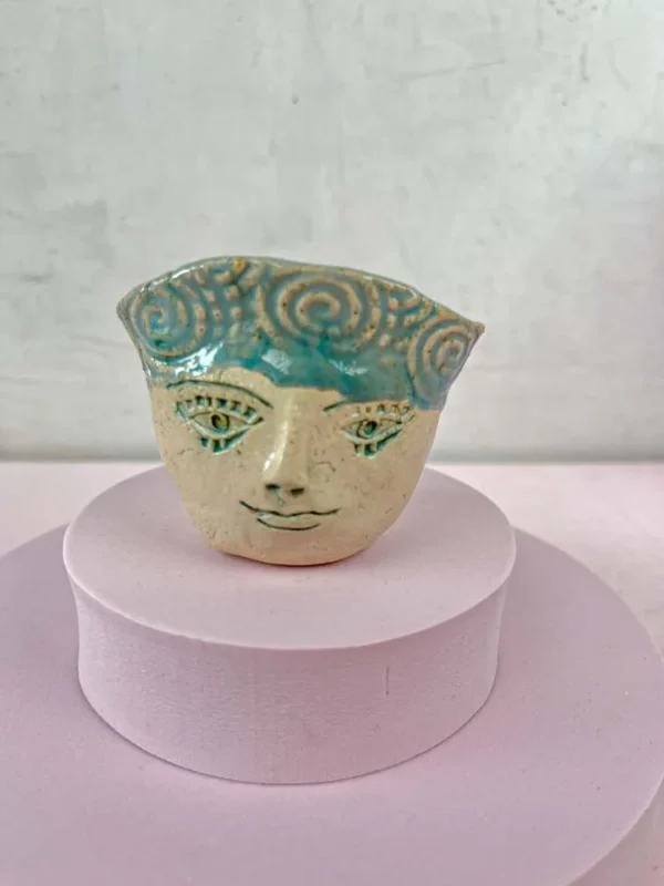 små hoveder i keramik, mette jonesen, håndlavet keramik, remix by sofie