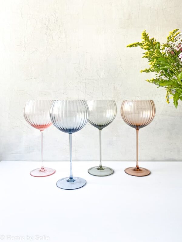 champagneglas, lyon klar vinglas lyon, anna von lipa, mundblæst glas, glas, fra tjekkiet, handmade, bordækning, remix by sofie, design,