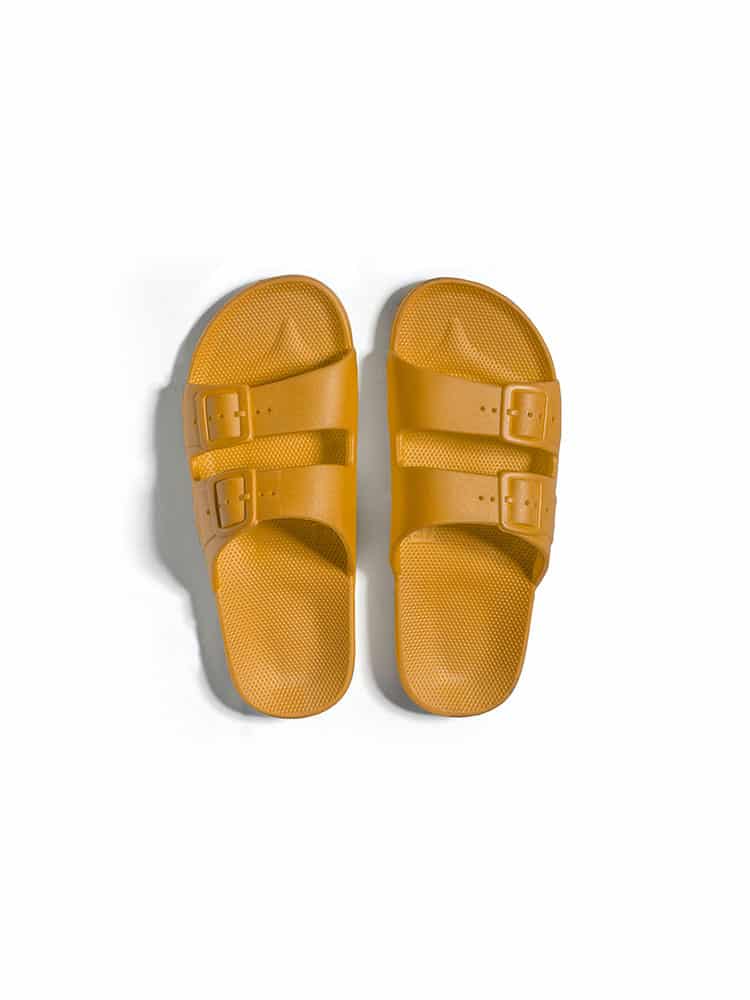 remix by sofie, freedom moses, sandals, flip flops, sustainable design, sustainable plastic, sustainable plastic sandals, sustainable sandals, summer, shoes,