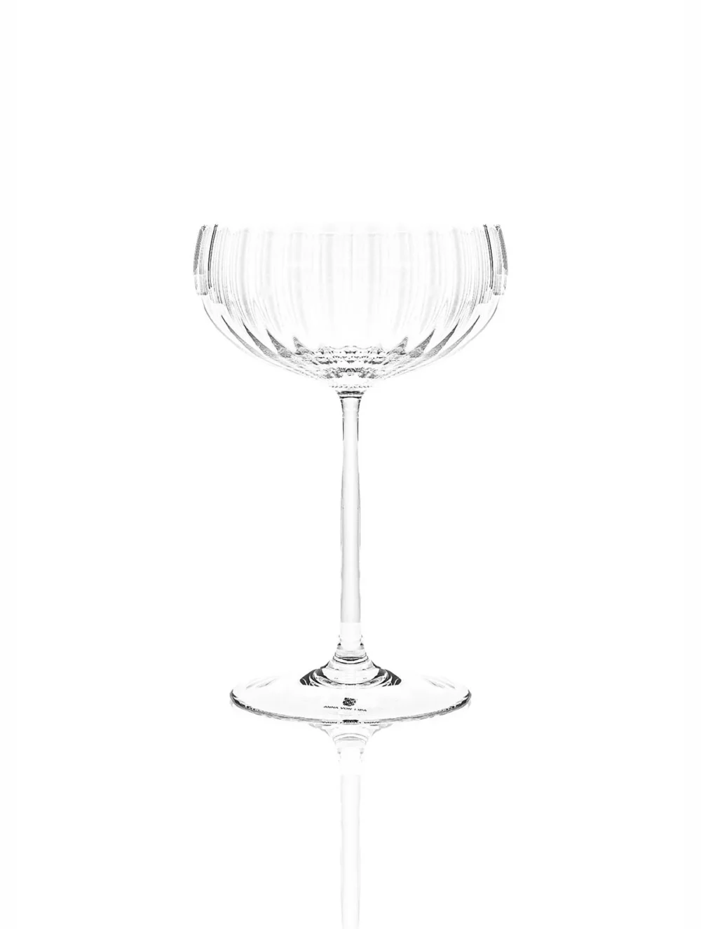 champagneglas, lyon klar vinglas lyon, anna von lipa, mundblæst glas, glas, fra tjekkiet, handmade, bordækning, remix by sofie, design,
