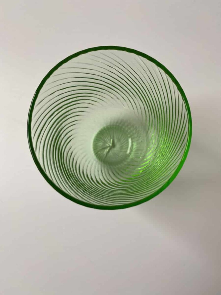 anna von lipa mix & match, swil glas, wawe glas, harlekin glas, tumbler, vand glas, drikkeglas, drinking glass, farvet glas, boliginteriør, borddækning, glas fra anna von lipa