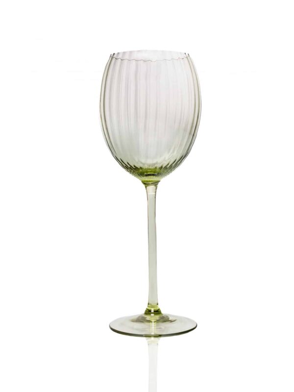 forretsgren, olivechampagneglas, lyon klar vinglas lyon, anna von lipa, mundblæst glas, glas, fra tjekkiet, handmade, bordækning, remix by sofie, design,