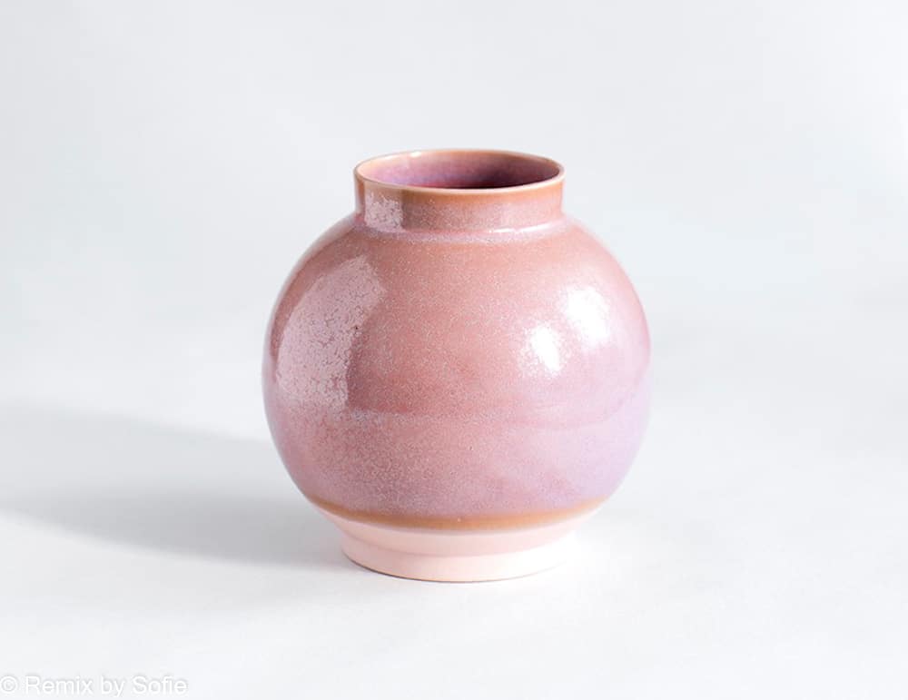 lena pedersen keramik, keramik vase, keramik urtepotte , vase i keramik, vase i porcelensler, vase i indfarvetler, krystalglasur , vase i mørkt ler, remix by sofie