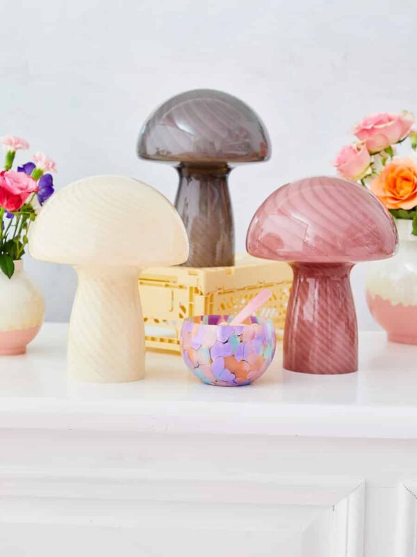 mushroom lampe, lampe mushroom bahne, lyserød musroom lampe, remix by sofie, lamp mushroom, svampe lampe,