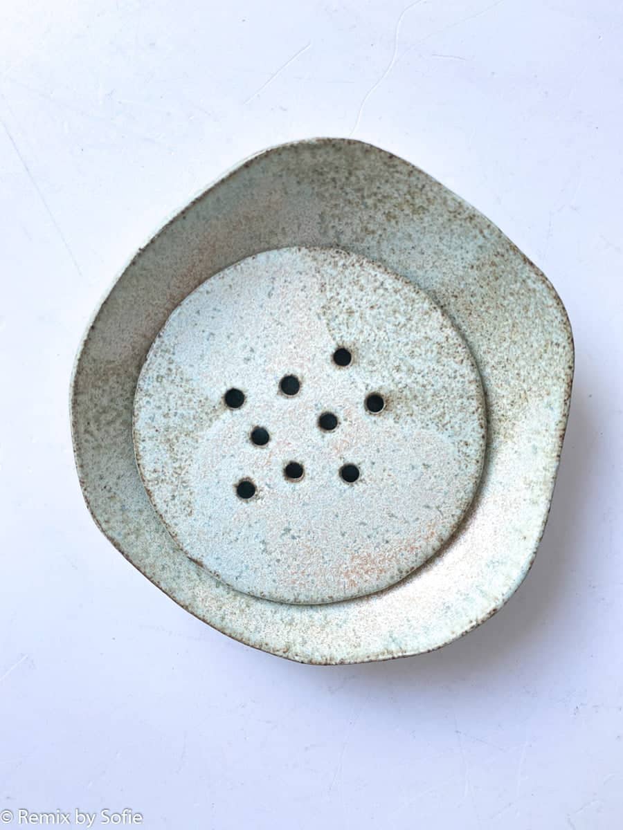 soap dish, bowl for soap, soap dish, ceramic, soap dish in ceramic