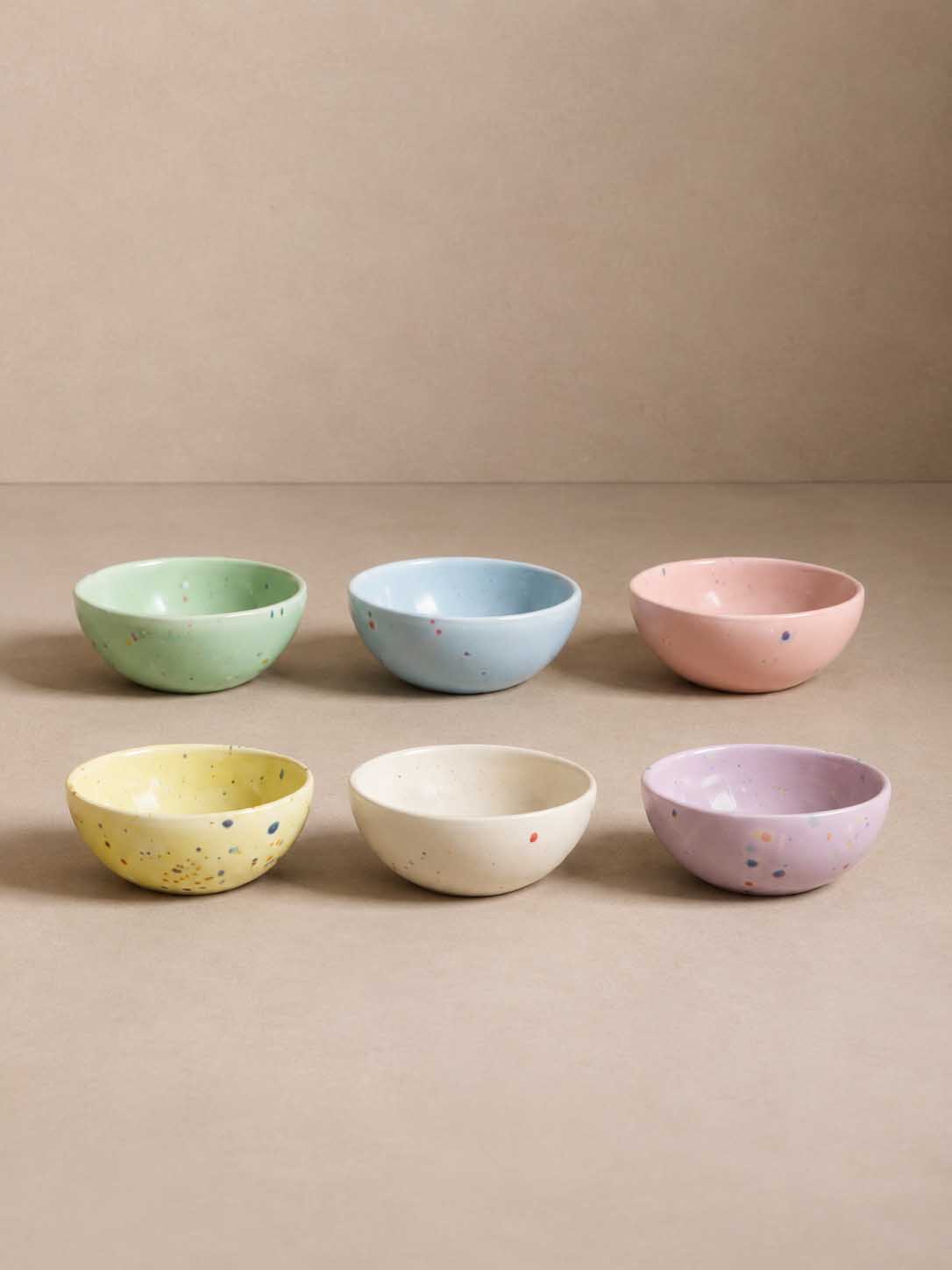 Soya skål (7 x 3 cm) "confetti" - flere farver