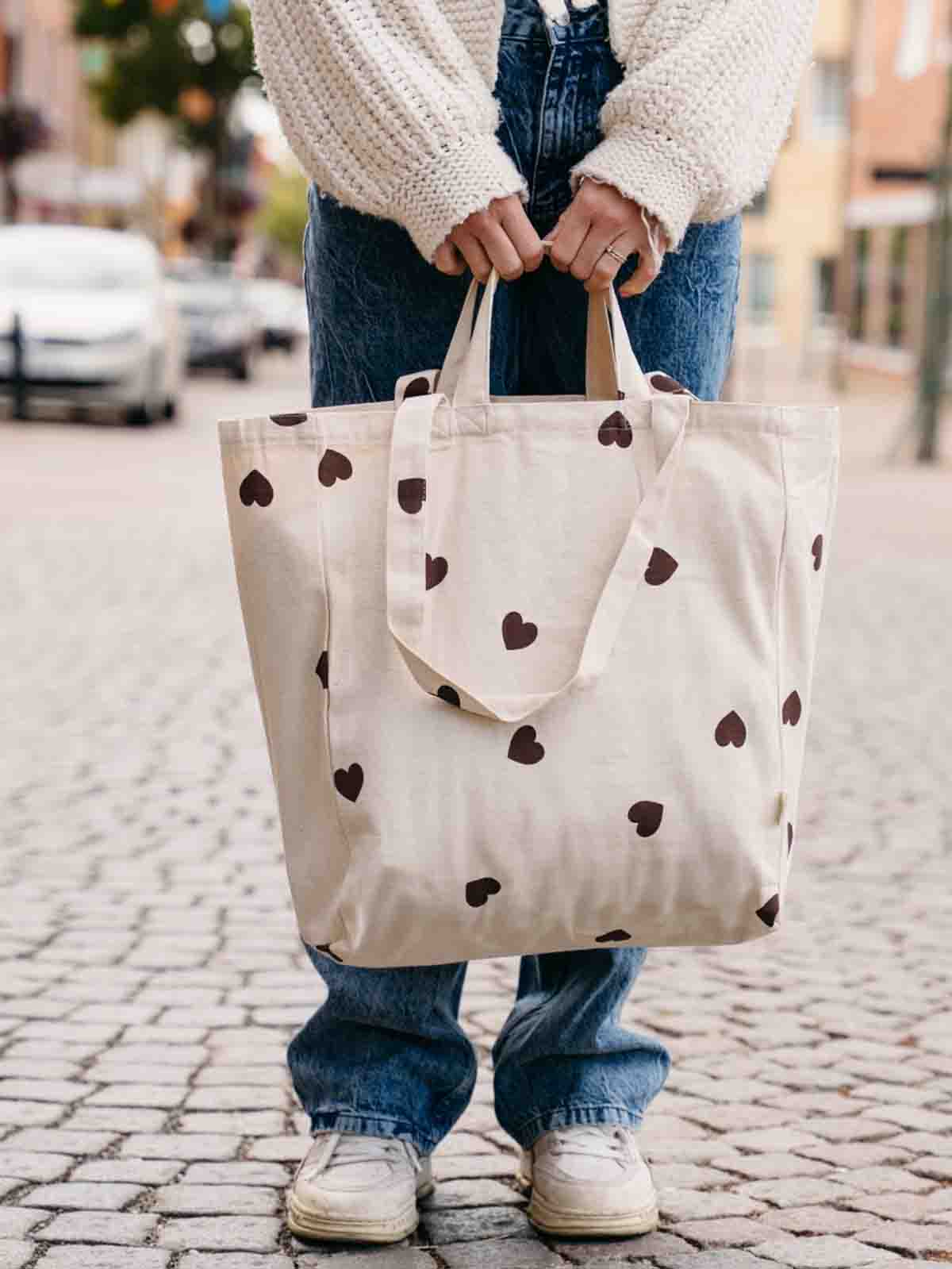 Canvas "Totebag" (40 x 37 cm) - Brune hjerter