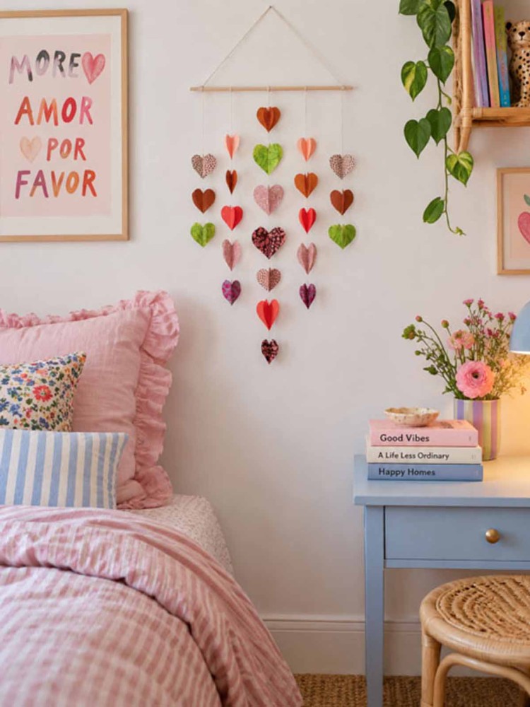 Uro/Ophæng "Love" af lokta papir - Billede 4