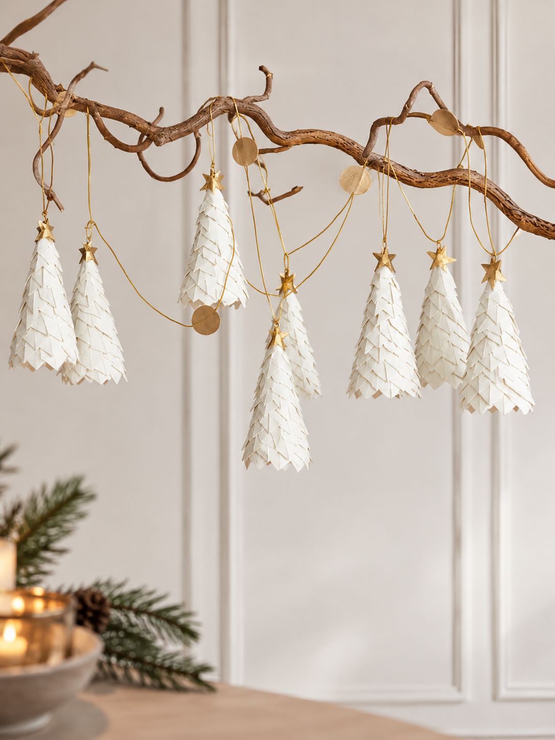 Guirlande - "White Fir" 8 hvide juletræer