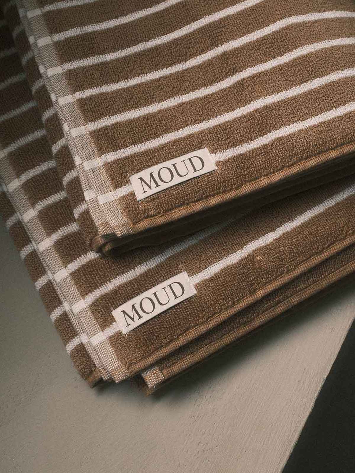 Alternative view of Håndklæde "Lino" – Stribet i Clay Brown