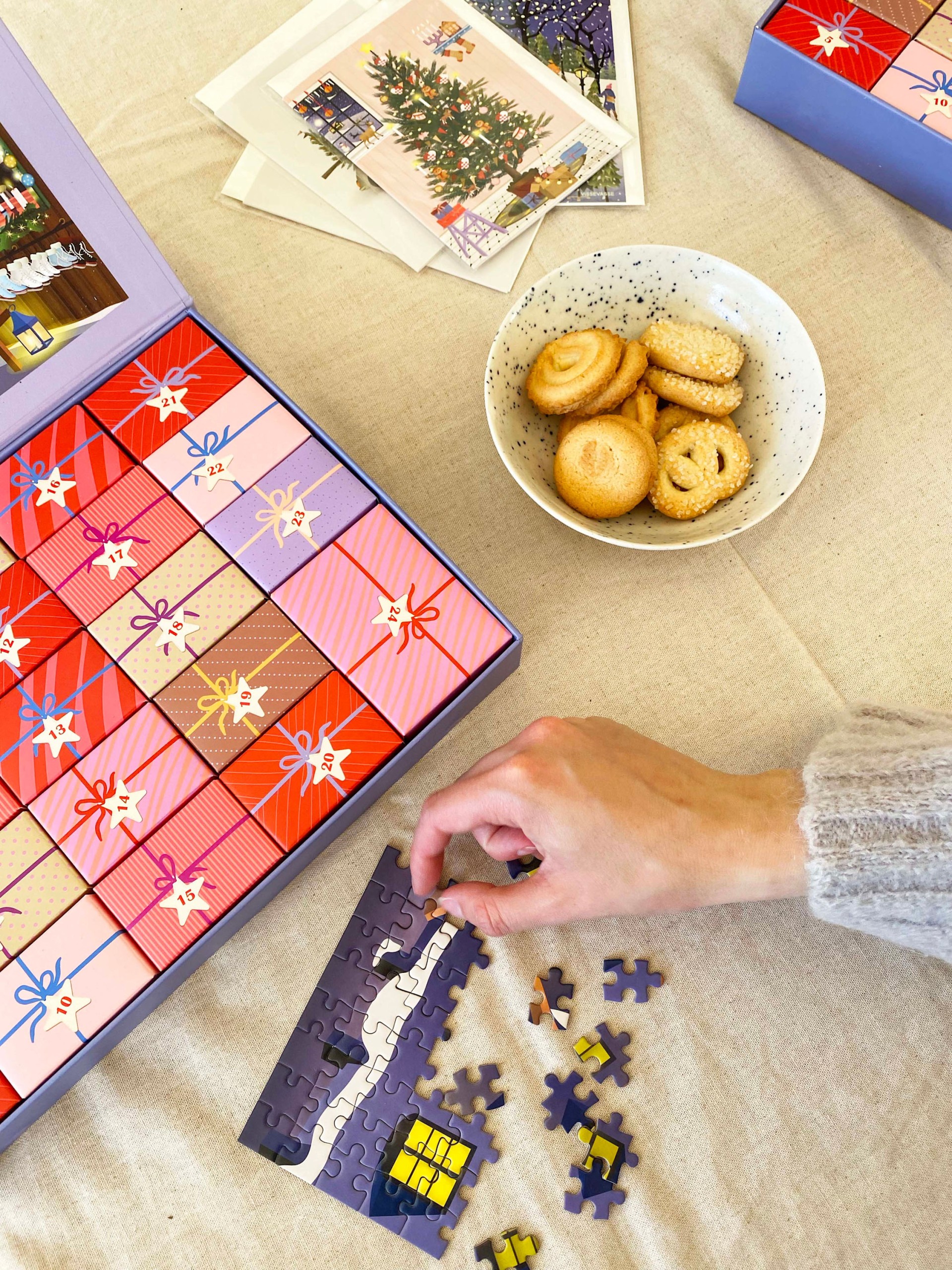 Puslespils kalender (24 stk) 1000 brikker - Skate & Coffee - Billede 8