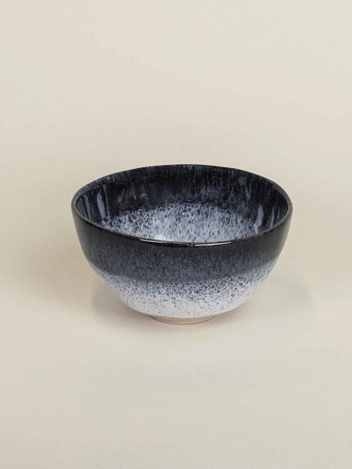 Morgenmads skål 15x15 cm - Hvid med sort
